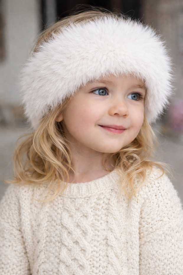 Girl's Double-Sided Fur Bandana 50-54 cm
