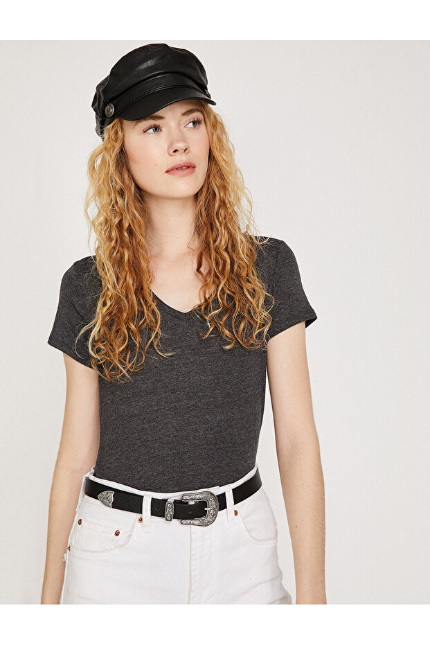 Tısort - Comfortable Cut Design