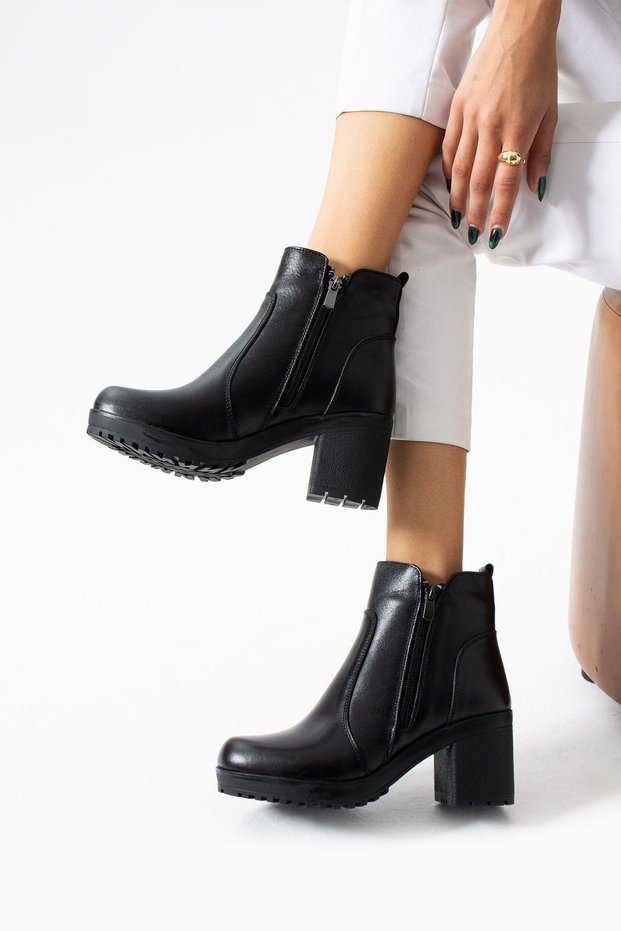 Women's Genuine Leather Heeled Boots Dnd2700