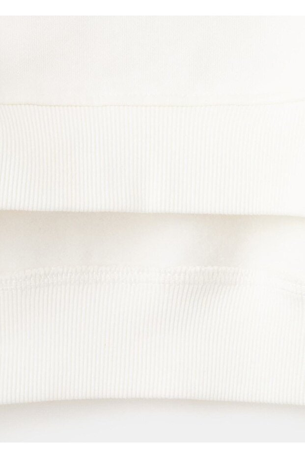 Hello Kitty sweatshirt - 5