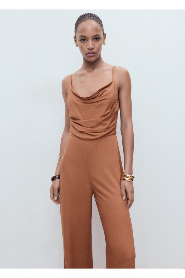 Uzun dökümlü yaka tulum - 1