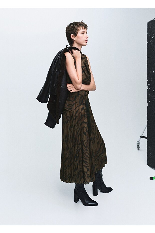 Kemerli pilili etek - 2