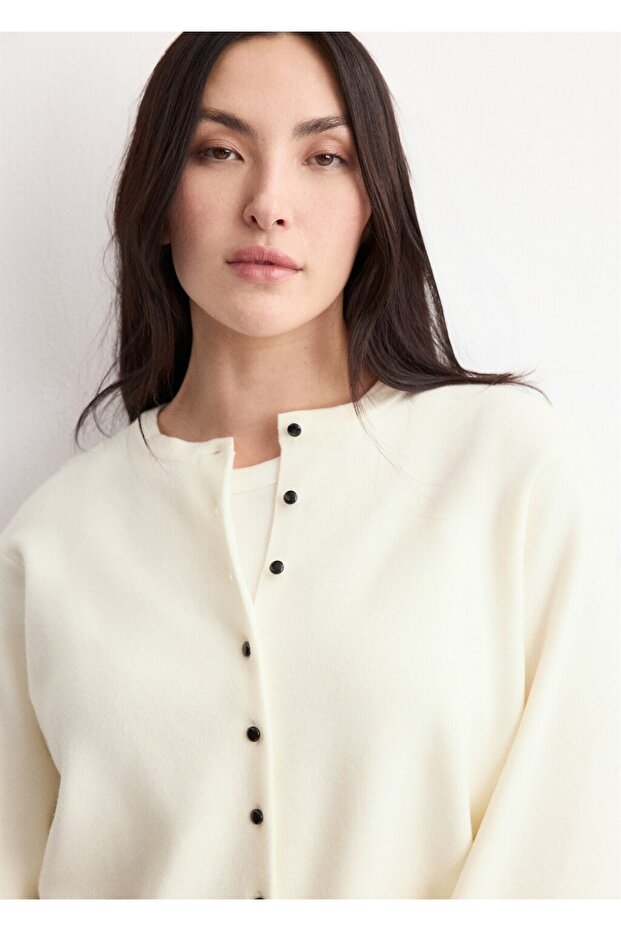 Triko düğmeli hırka - 8