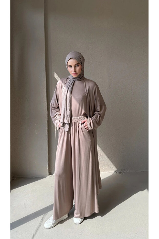 مجموعة من ثلاثة - 3