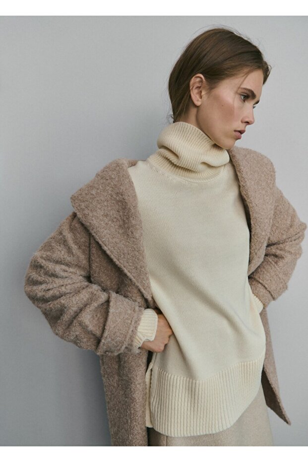 Yakalı buklet palto - 1