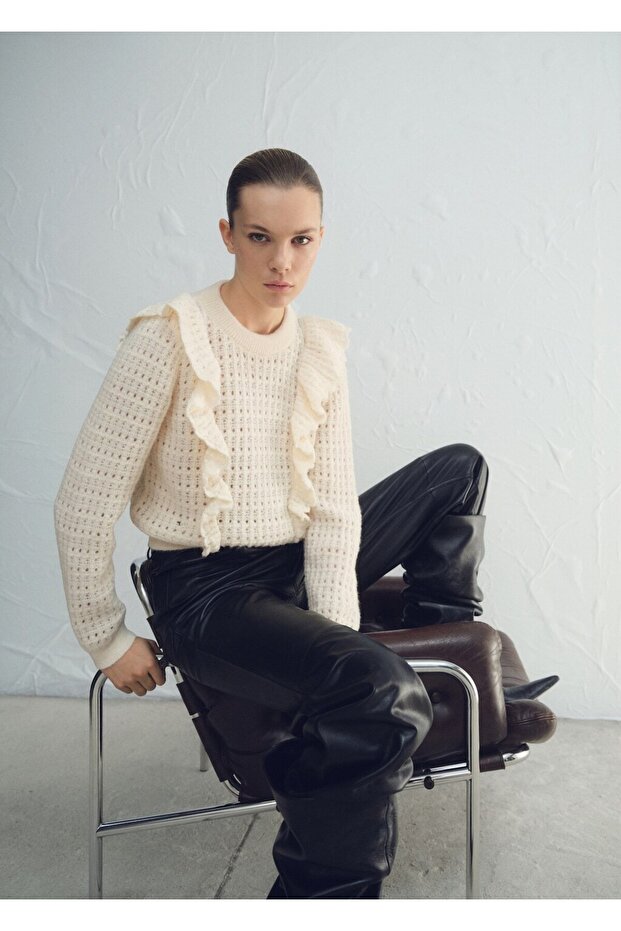 Ajur örgü volanlı kazak - 7