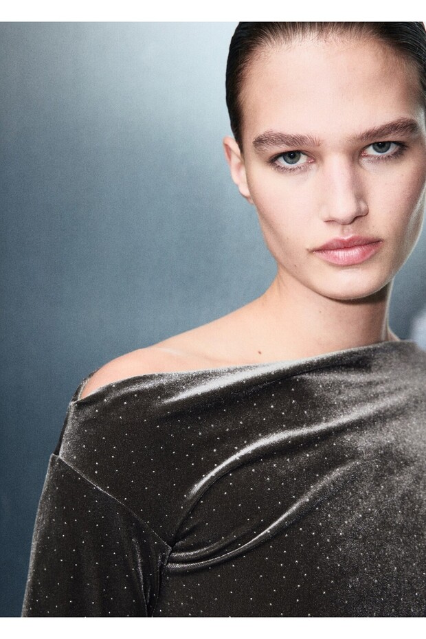 Parlak asimetrik kadife elbise - 6