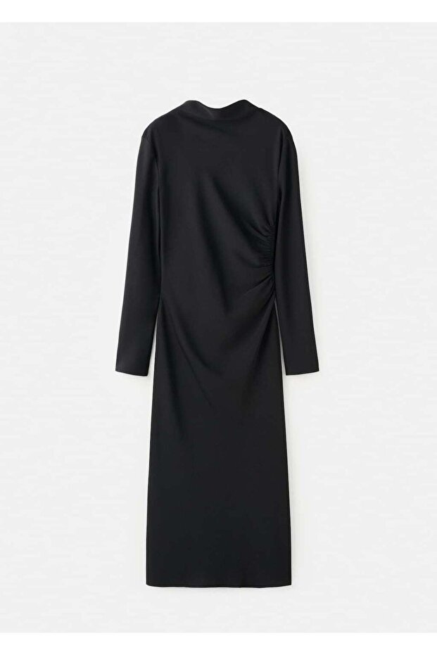 Büzgülü midi boy elbise - 3