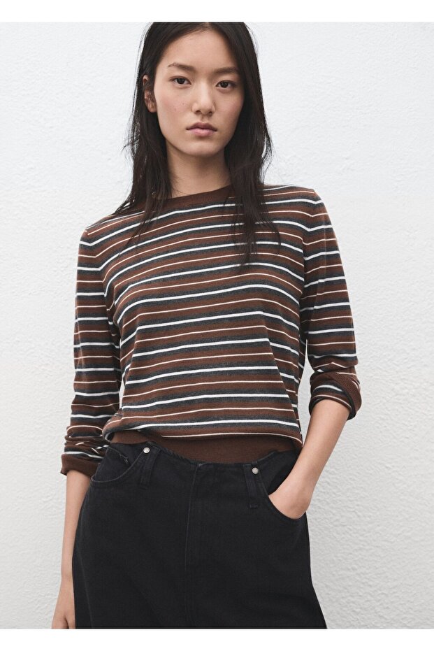 Çizgili triko kazak - 7