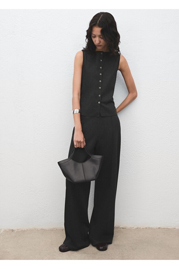 Düğmeli yuvarlak yaka süveter - 2