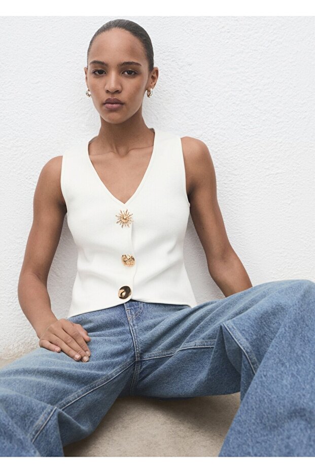 Mücevher düğmeli triko yelek - 7