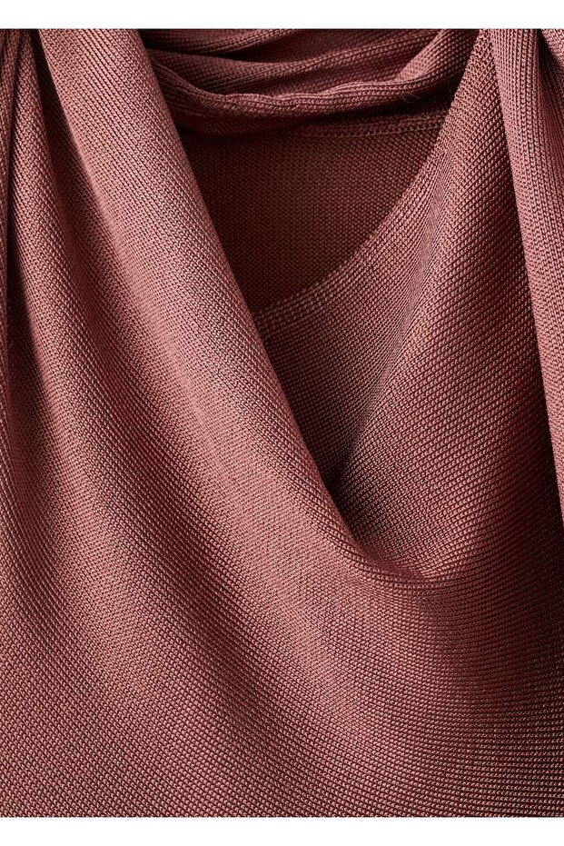 Fularlı triko elbise - 8