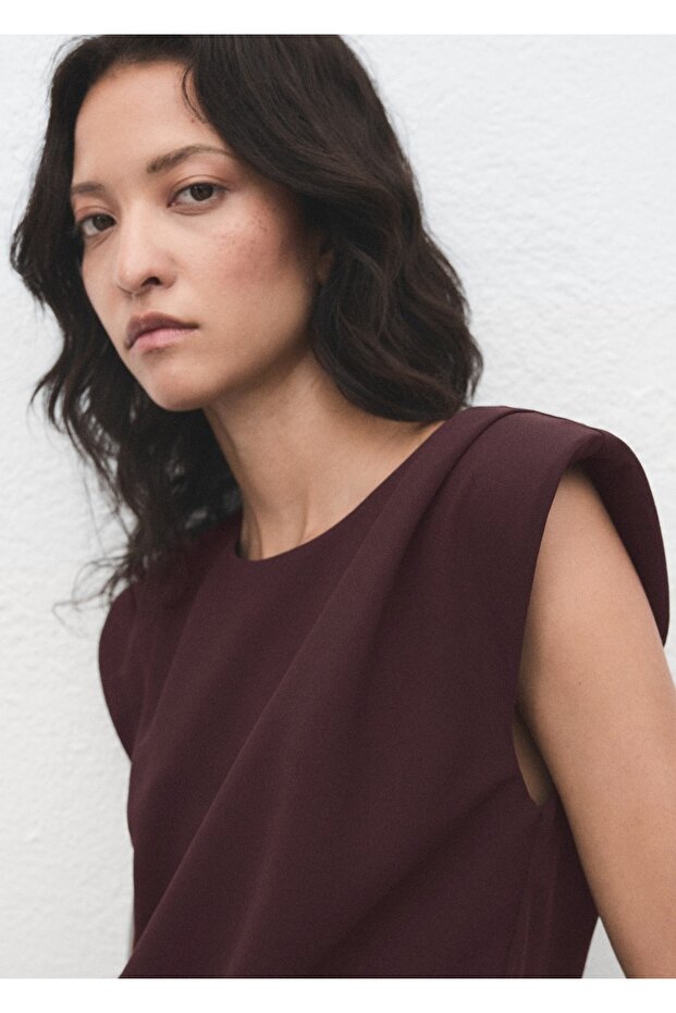 Büzgülü vatkalı bluz - 6