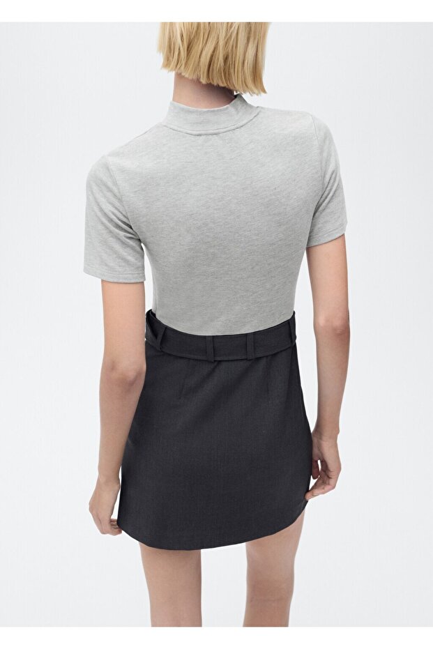 Kontrast kemerli elbise - 4