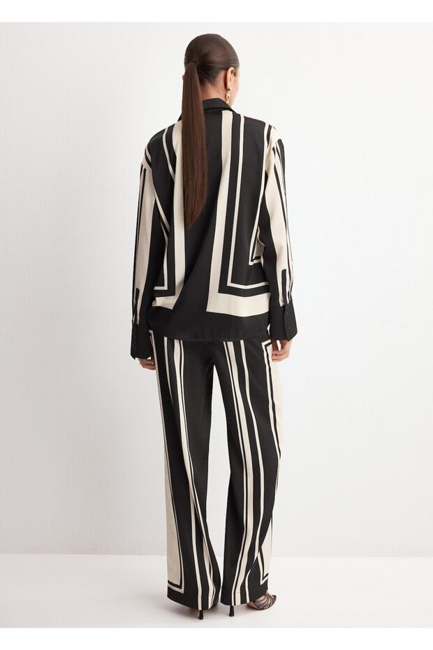 Desenli saten bluz - 4