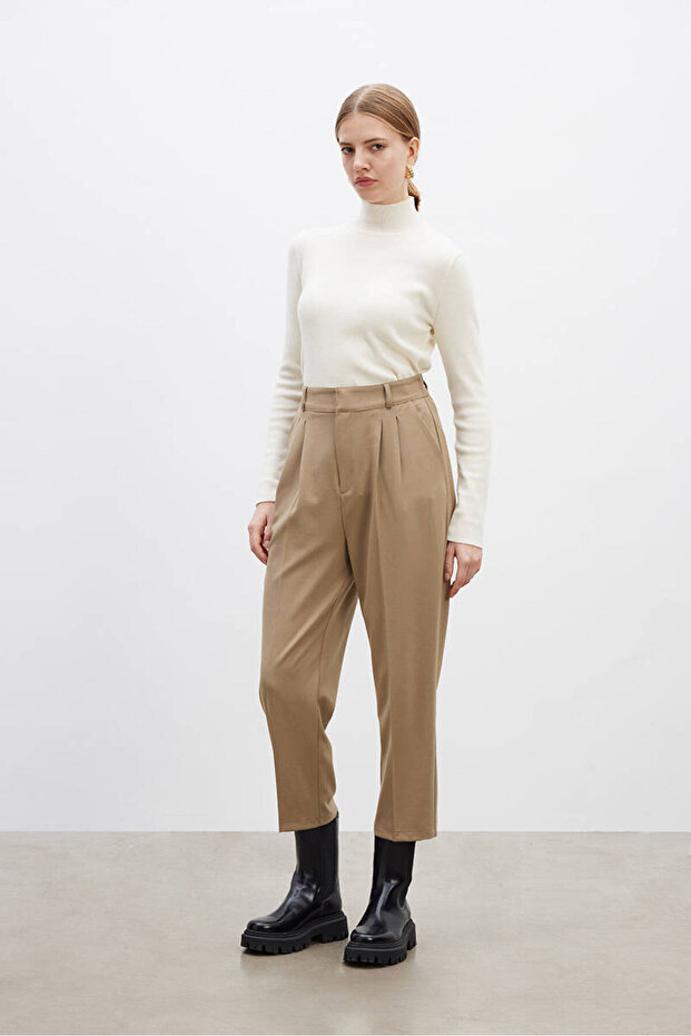 KUM ÜTÜ İZLİ PANTOLON - 4