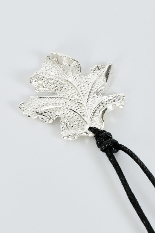 قلادة من أوراق الشجر الفضية - 5