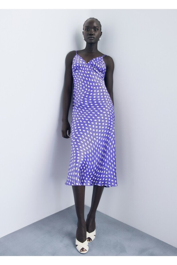 Puantiyeli saten elbise - 2