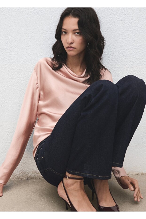 Drape yakalı saten bluz - 7
