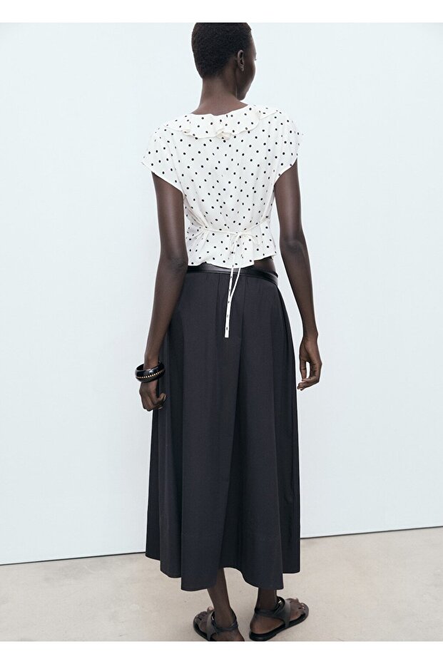 Fırfırlı puantiyeli bluz - 4