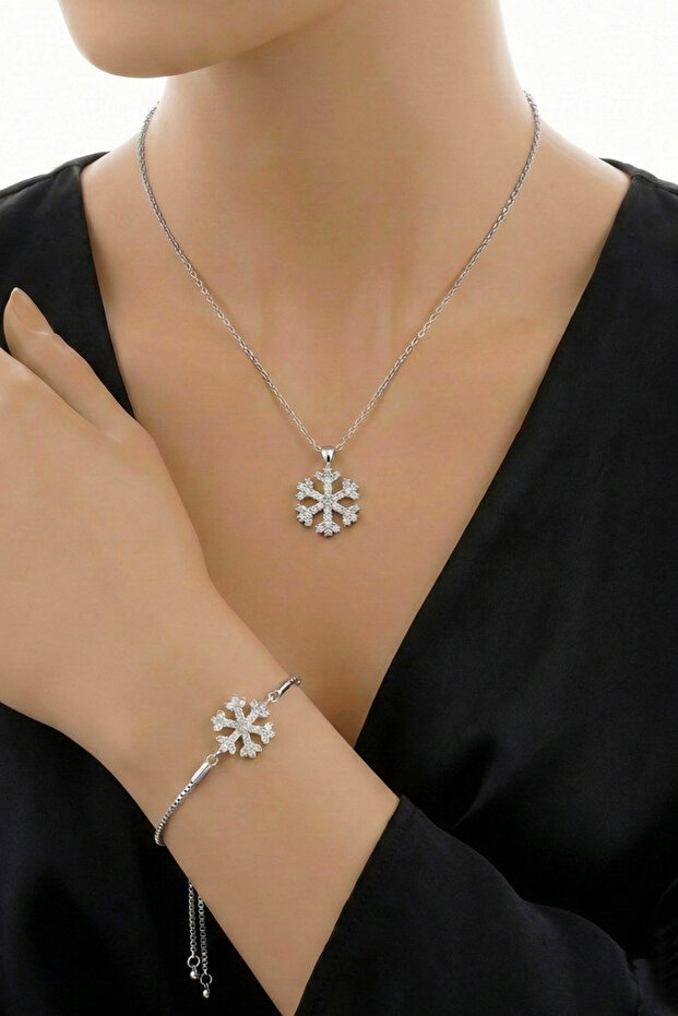 مجموعة ندفة الثلج النسائية