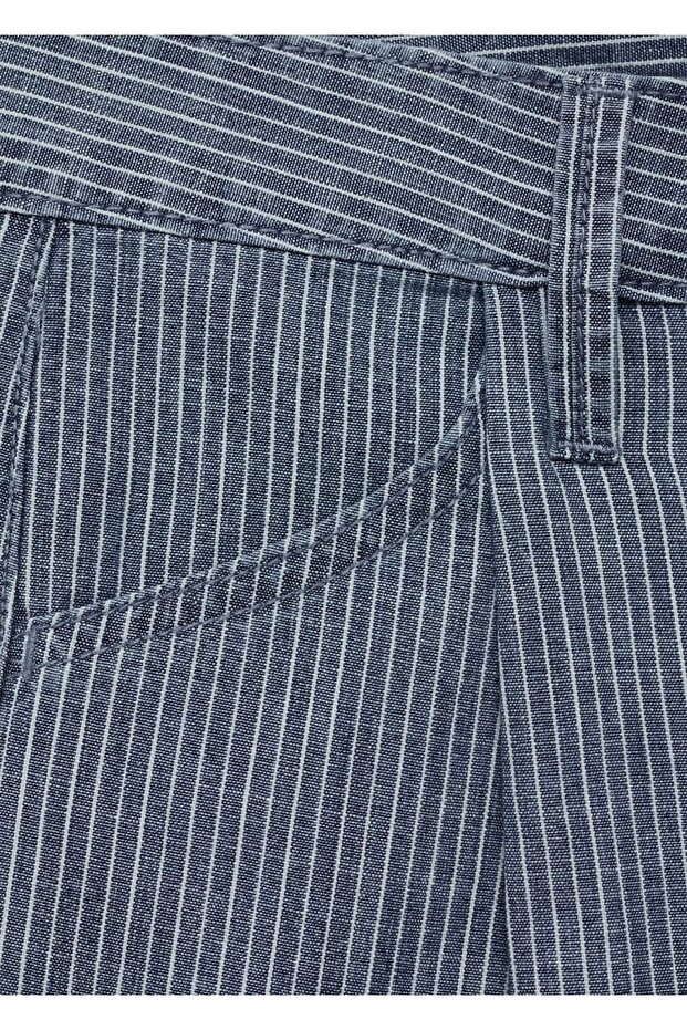 Çizgili pileli denim şort - 5