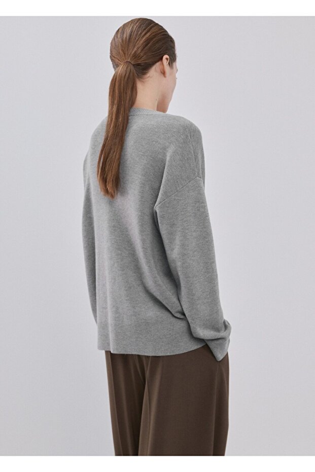 V yaka triko hırka - 4