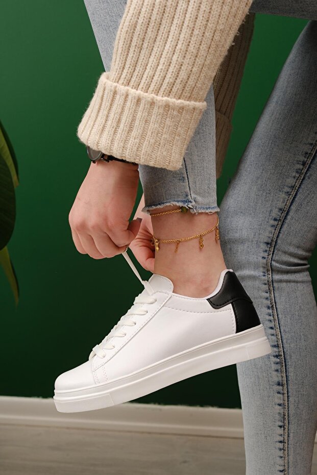 حذاء رياضي نسائي من Erda برباط - 2