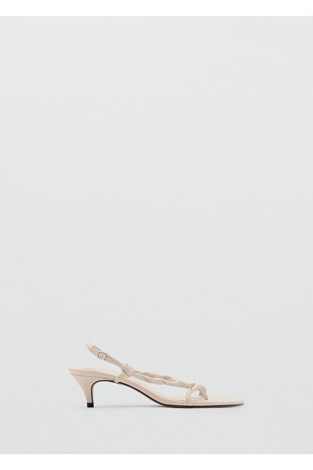 Büzgü bantlı sandalet - 3