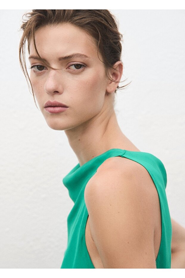 Uzun saten elbise - 6