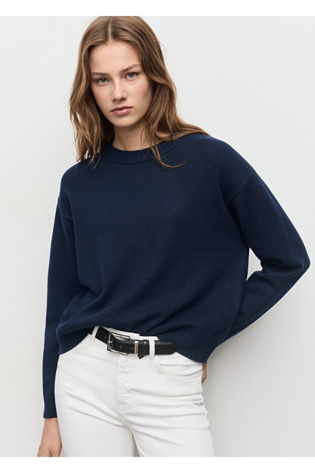 Yuvarlak yaka triko kazak - 1