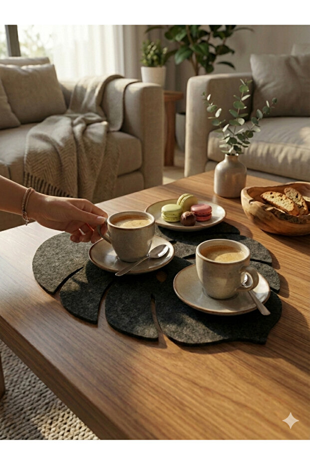 2-Piece Leaf Design Felt Coffee Food Serving American Plate & Cutlery