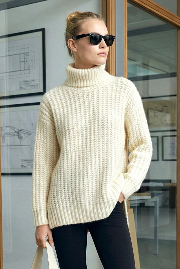 Women's Oversized High Neck Thick Knitwear Tunic – Comfortable Fit Winter - Ecru