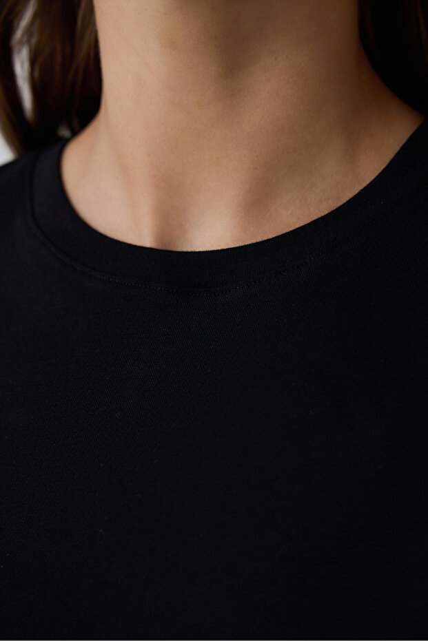 Siyah Bisiklet Yaka Basic Normal Kesim Tişört - 3