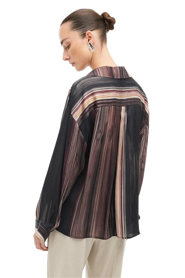 بلوزة مخططة متعددة الألوان بياقة قميص - 4