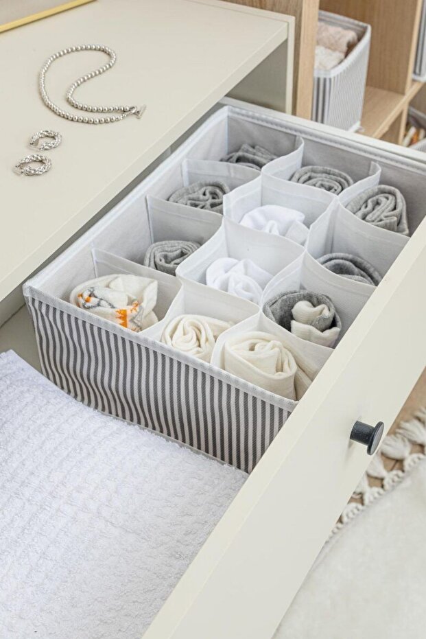 12 rekeszes univerzális rendszerező (törölköző-zokni- fehérnemű-nyakkendő stb.) - Fiókos rendszerező 31x25x25 - 1