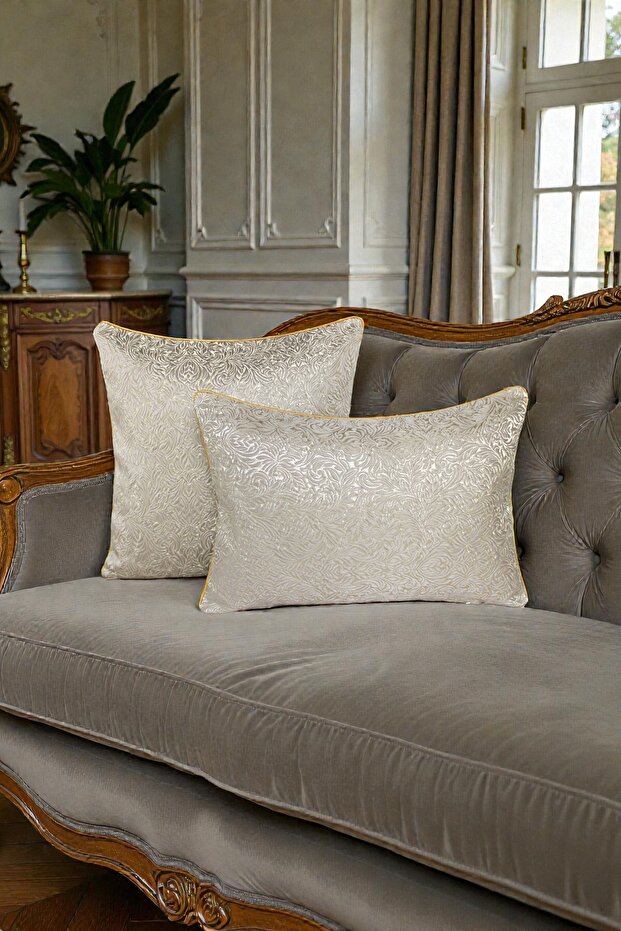 غطاء وسادة منسوج من قماش الجاكار منقوش مكون من قطعتين مقاس 45x45 و35x50 على الوجهين حواف أسطوانية
