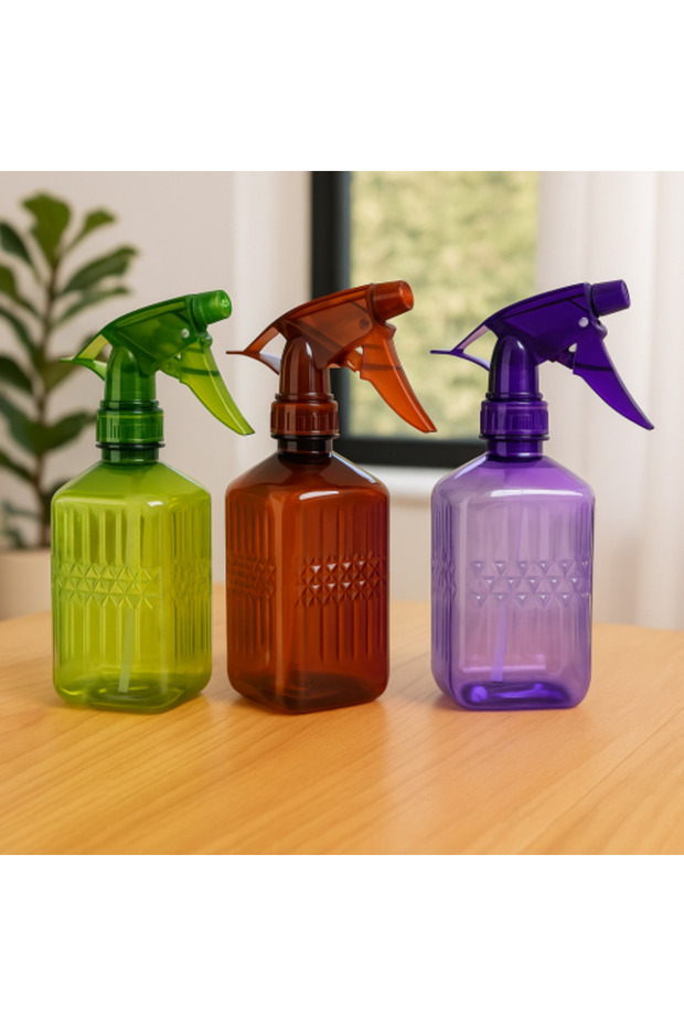 Colored Plastic Water Spray (3 Pieces) - 1