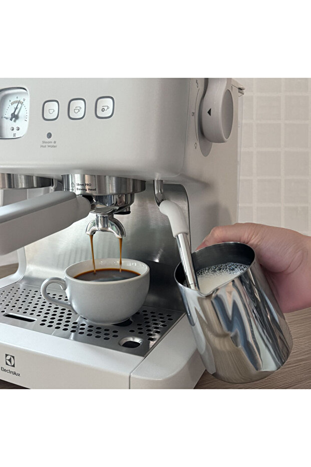 ماكينة قهوة اسبريسو E8EC1-8SW - 5