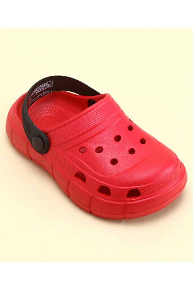 Solid Color Back Strap Closure Clogs - Red - 3