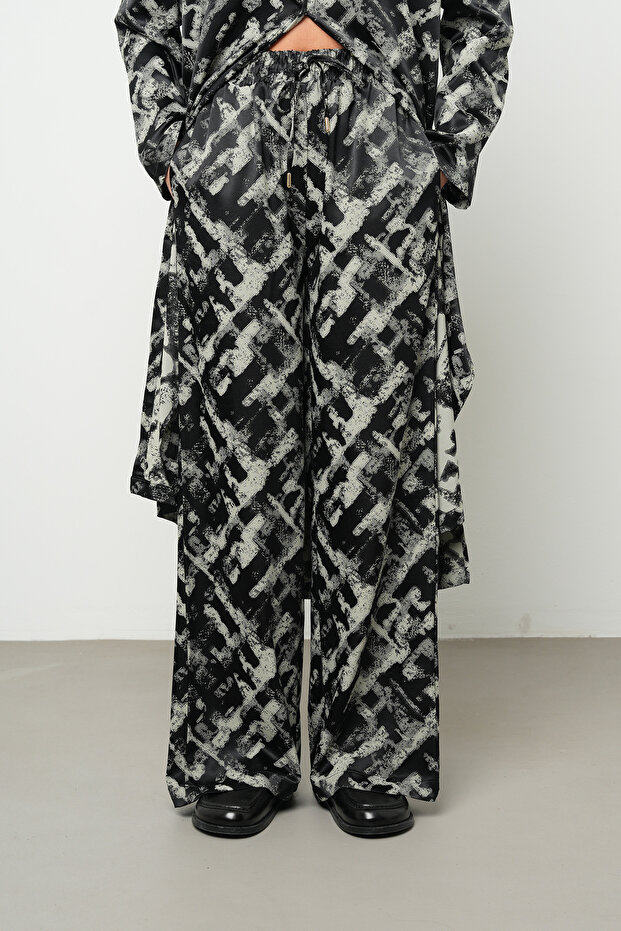Women's Black Monochrome Line Patterned Silky Satin Look Palazzo Trousers