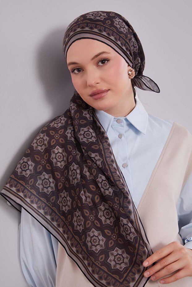 Khaki patterned silk cotton scarf