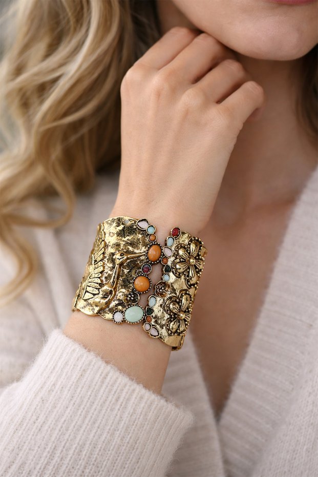 Ethnic Colorful Stone Decorated Embossed Handcuff Bracelet (17cm)