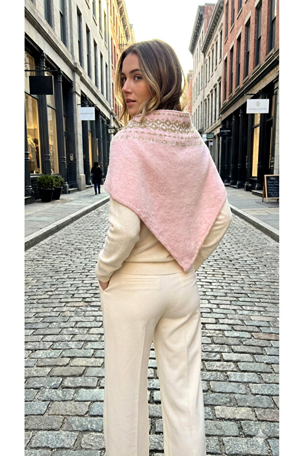 Triangle Healy Scarf - 3