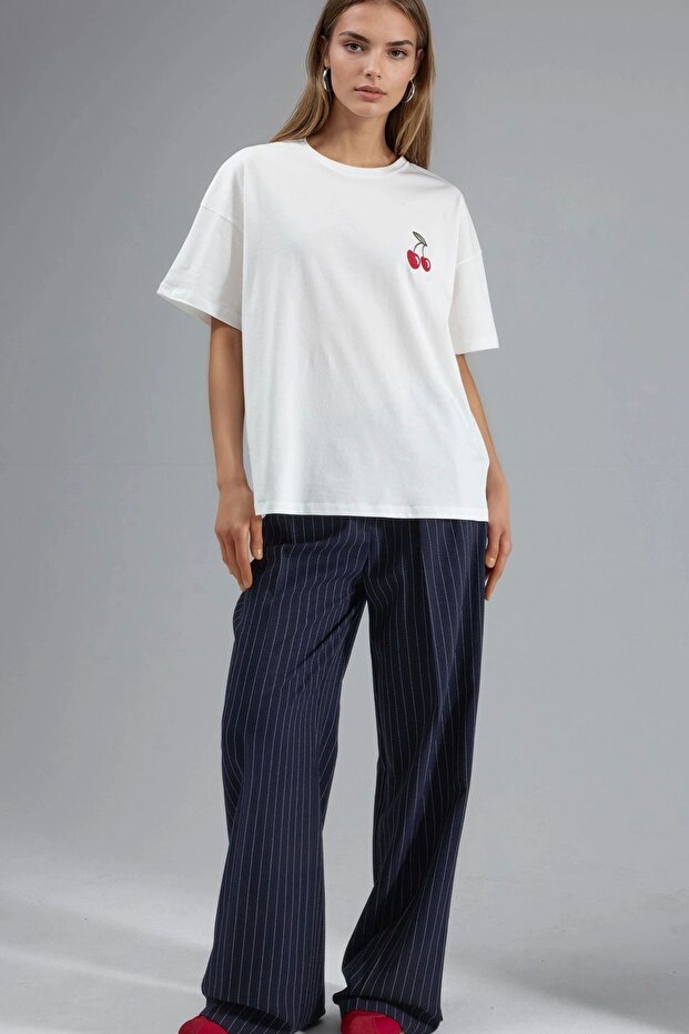 Oversize Nakışlı Örme T-Shirt - 7