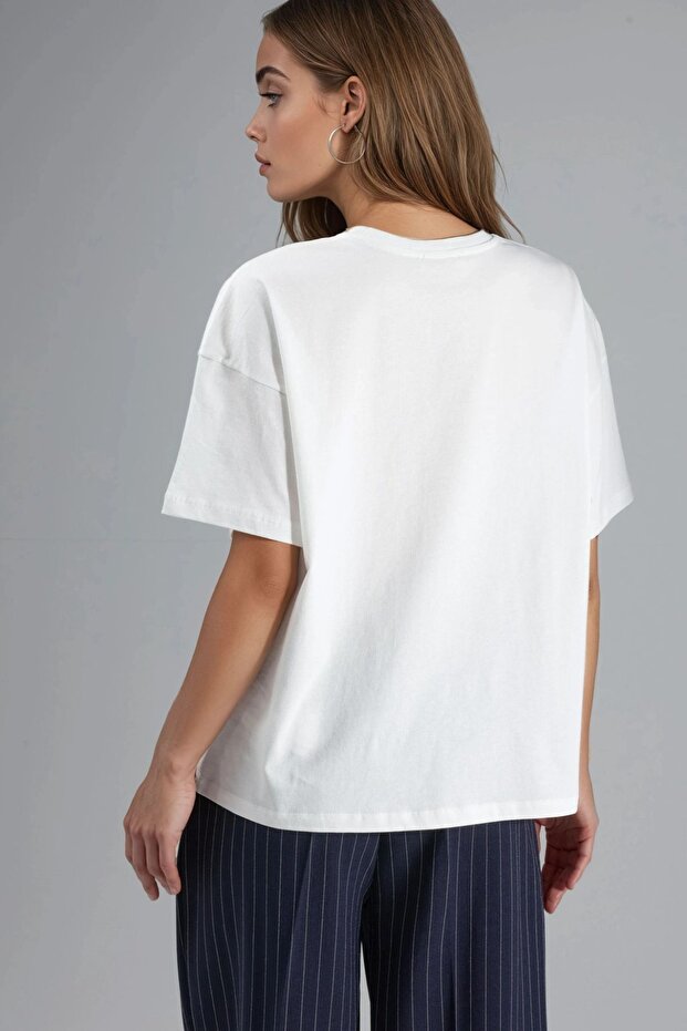 Oversize Nakışlı Örme T-Shirt - 4