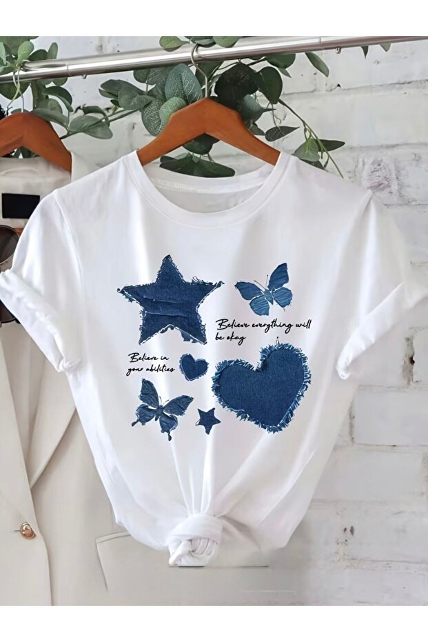 herkesemoda Kalp Kelebek Baskı Detaylı Basic T-Shirt