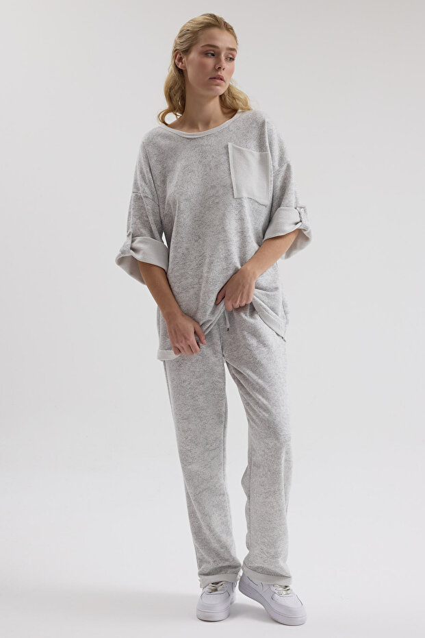 طقم فضفاض من قطعتين - 1