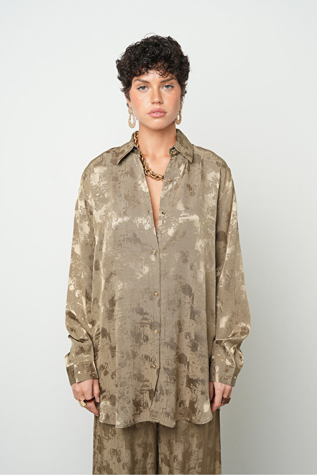 Women's Flora Khaki Abstract Patterned Satin Look Oversized Shirt