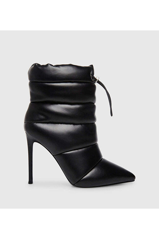 Cloak Black Women's Booties